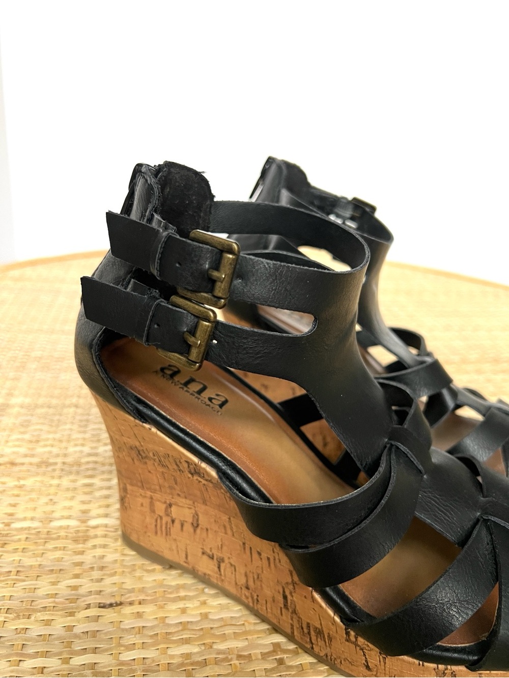 Ana A New Approach black gladiator Wedge Heel Sandals Black Vegan Leather 7.5 - Picture 7 of 10